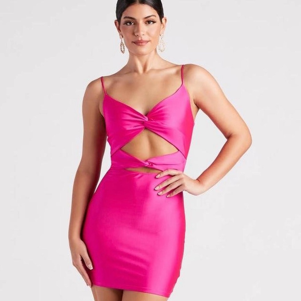 Windsor Hot Pink Cutout Twist Bodycon Mini Dress